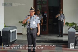 Pimpin Apel Pagi, Kakanwil Ingatkan Pentingnya Pengendalian dan Tanggung Jawab