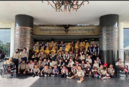 Dongeng dan Warna Warni di Grahatama Pustaka Bersama Siswa SLB