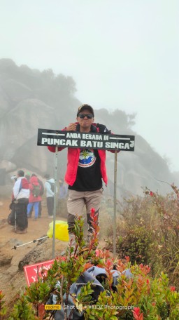 Bersatu Menaklukkan Sumbing: Kolaborasi RESCUE AMI, PENAT Jabodetabek, dan Jatim