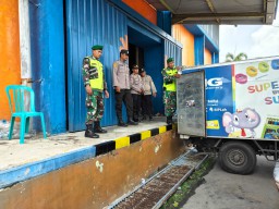 Logistik Pilkada 2024 di Ngawi Lengkap, Polisi Perketat Keamanan Gudang KPU