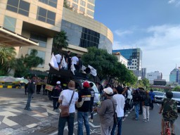 Sertijab Kakanwil Jatim Diwarnai Protes, AMI Tuntut Kinerja Transparan