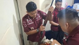 Pastikan Kondisi Senjata Siap, Lapas Kediri Lakukan Pemeliharaan Rutin