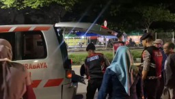 Aksi Heroik Anggota Polres Bangkalan Tolong Ibu Melahirkan di Dalam Truk Saat Melintasi Jembatan Suramadu
