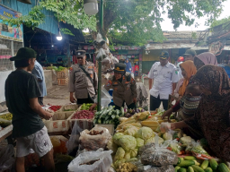 Polres Pasuruan Jaga Stabilitas Harga Bahan Pokok Intensifkan Monitoring Pasar