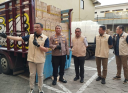 Ditreskrimsus Polda Jatim Grebek Dua Gudang Pemalsuan “MinyakKita” di Surabaya dan Sampang
