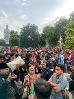AMI Berbagi Kebahagiaan Ramadhan, 1200 Paket Sembako Gratis untuk Masyarakat